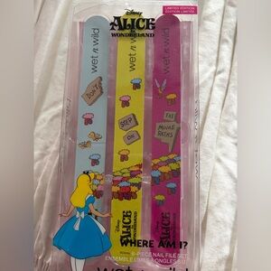 Wet and wild Disney Alice in wonderland nail files
